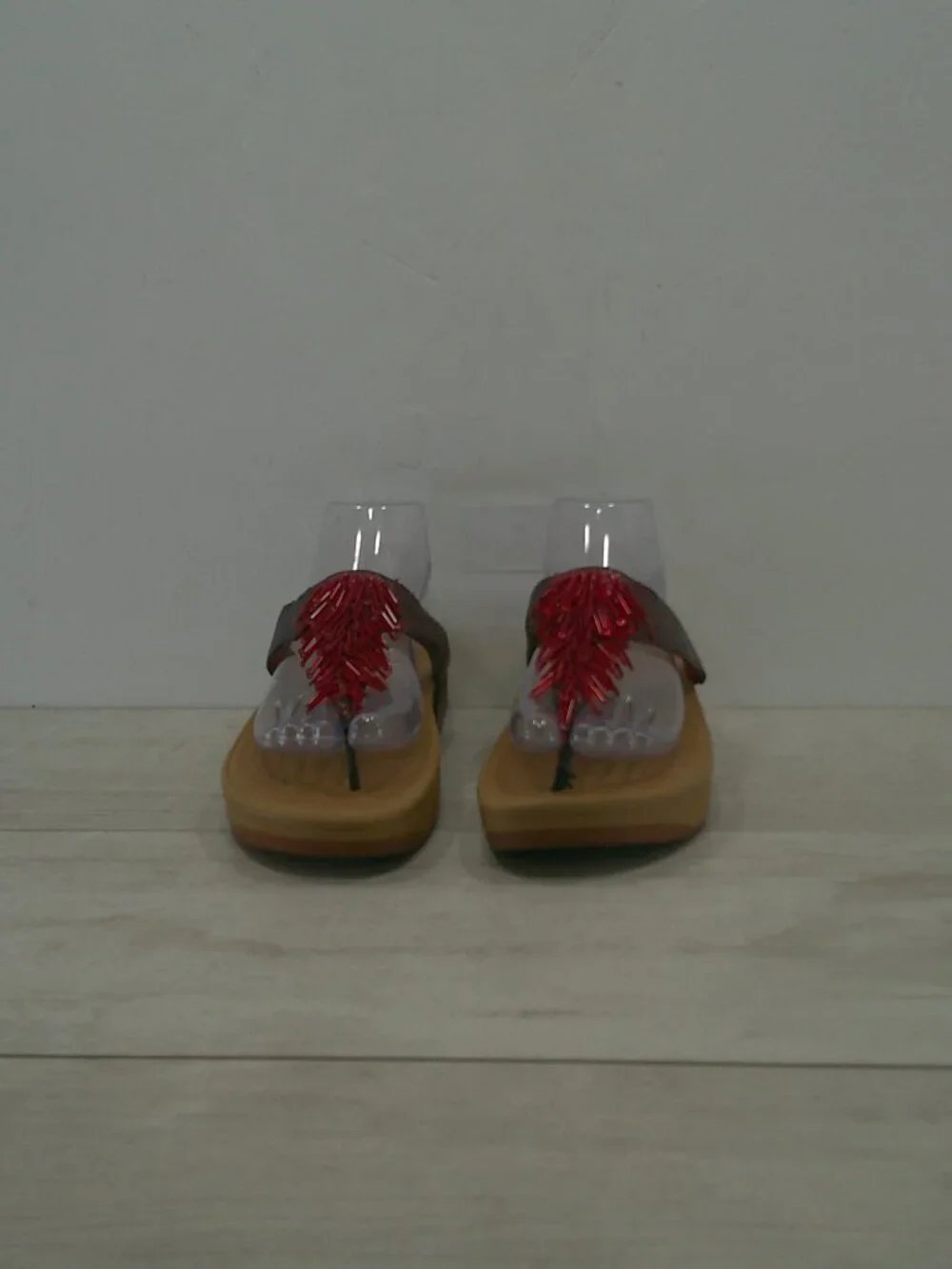 FitFlop Rumba Beaded Thong Sandals Ombre Red Fringe Wedge Comfort Size 6